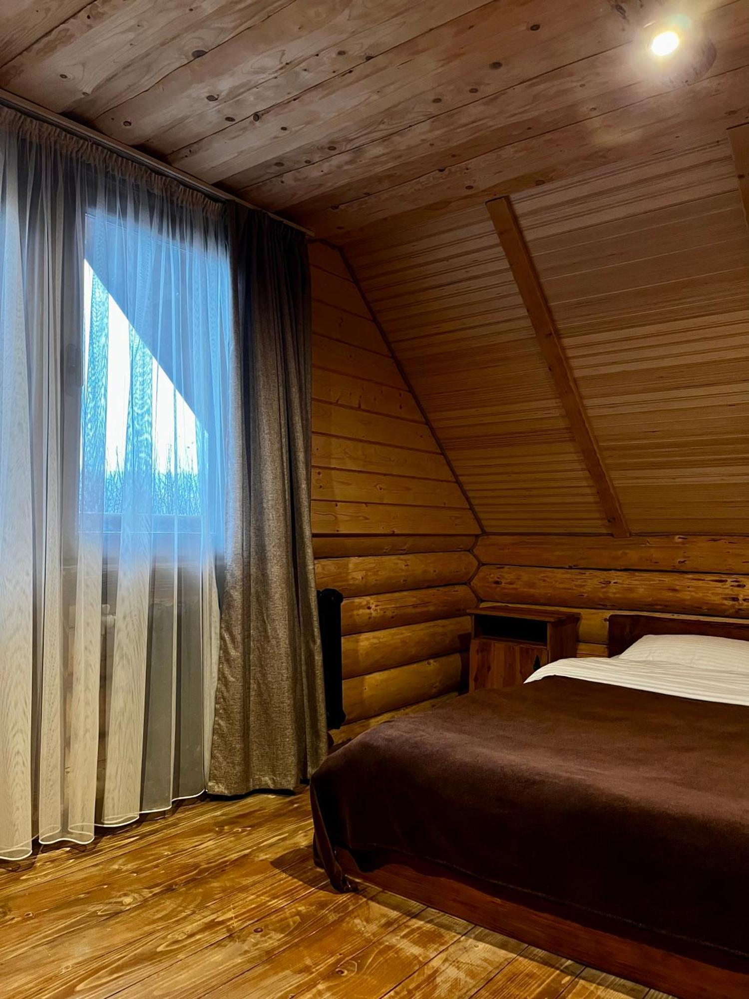 Тихий Куточок Villa Izki Bagian luar foto